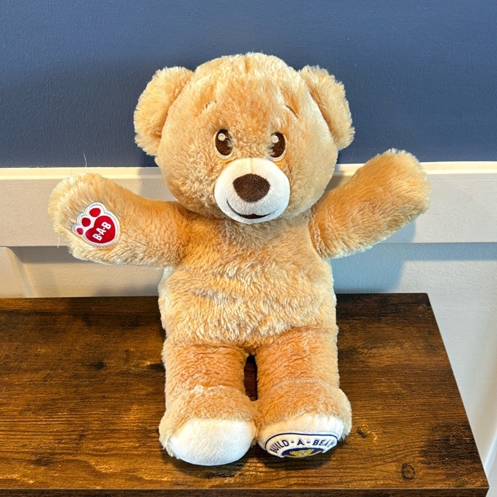 2017 national teddy bear day build a bear tan blonde color